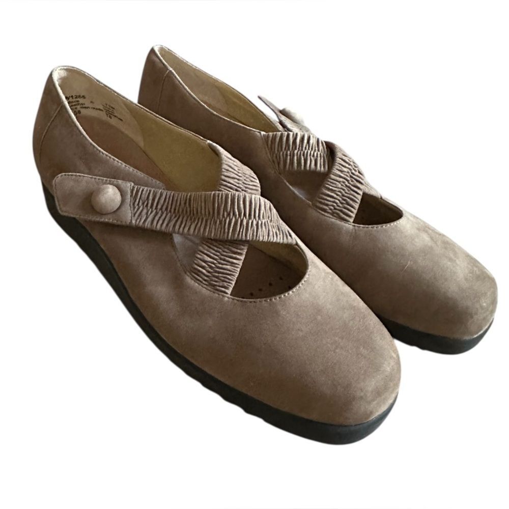 Rockport Women's Tan Suede Leather Mary Jane Criss Cross Elastic Straps Size 7.5